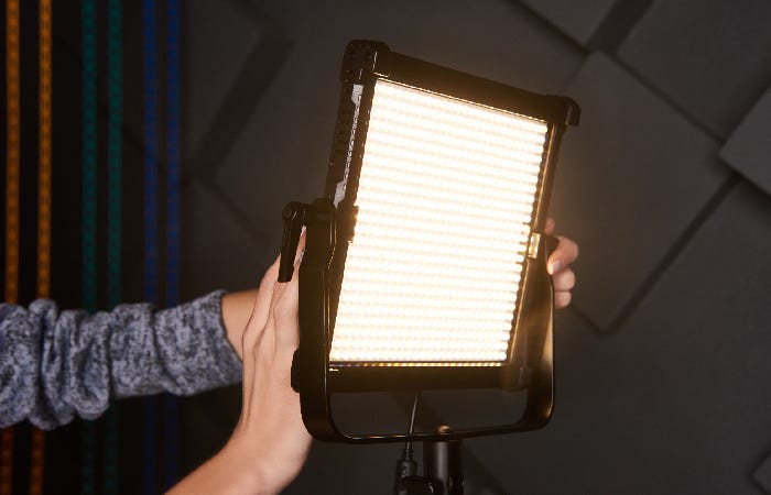 Les meilleurs panneaux lumineux LED pour un look professionnel