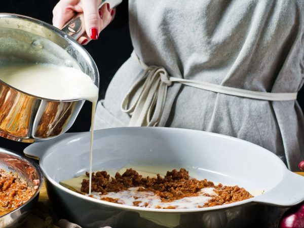 Les 5 sauces mères de la cuisine classique et comment les préparer