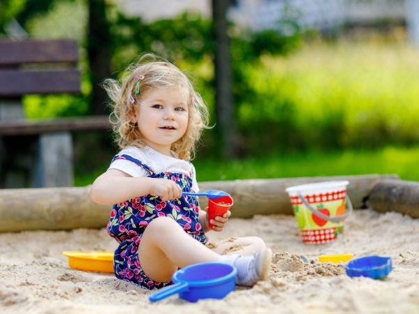 Les meilleurs bacs à sable pour les aventures de votre enfant dans la cour