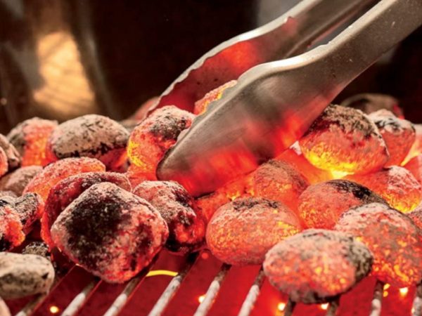 Les meilleurs barbecues au charbon pour votre prochain barbecue