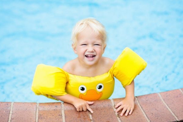 Les meilleurs flotteurs de natation pour enfants