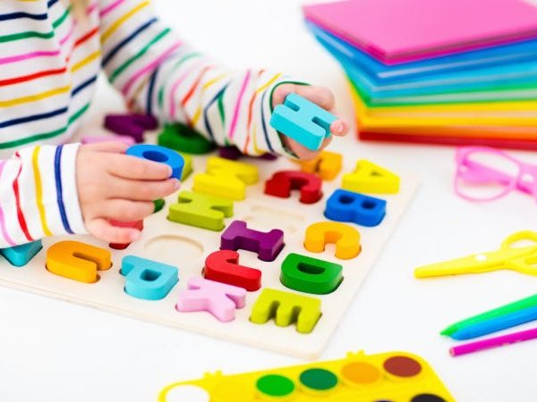 Les meilleurs jouets pour développer les compétences cognitives des tout-petits