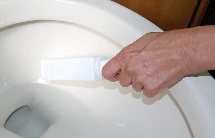 Les meilleurs nettoyants pour faire briller vos toilettes