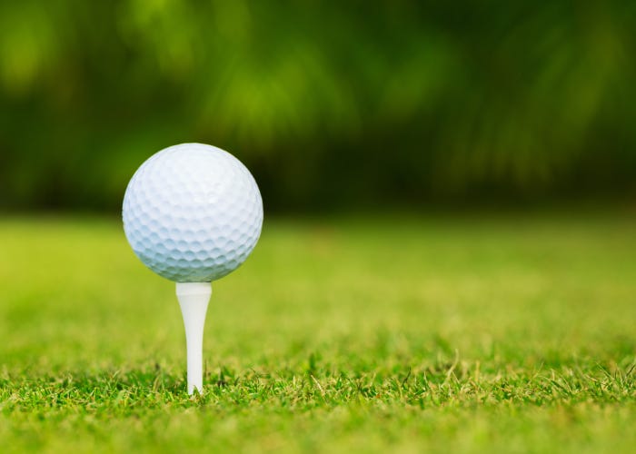 Les meilleurs tees de golf pour améliorer votre jeu